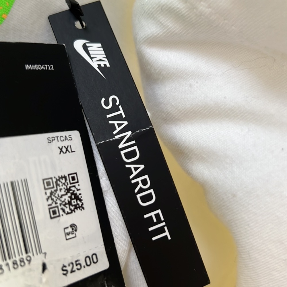 Mens Nike Graphic T Shirt - Picture 5 of 5